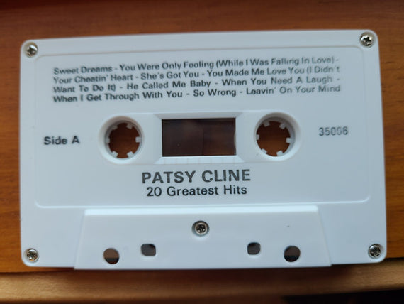 Patsy Cline : Sweet Dreams 20 Original Hits Of Patsy Cline  (Cass, Comp)